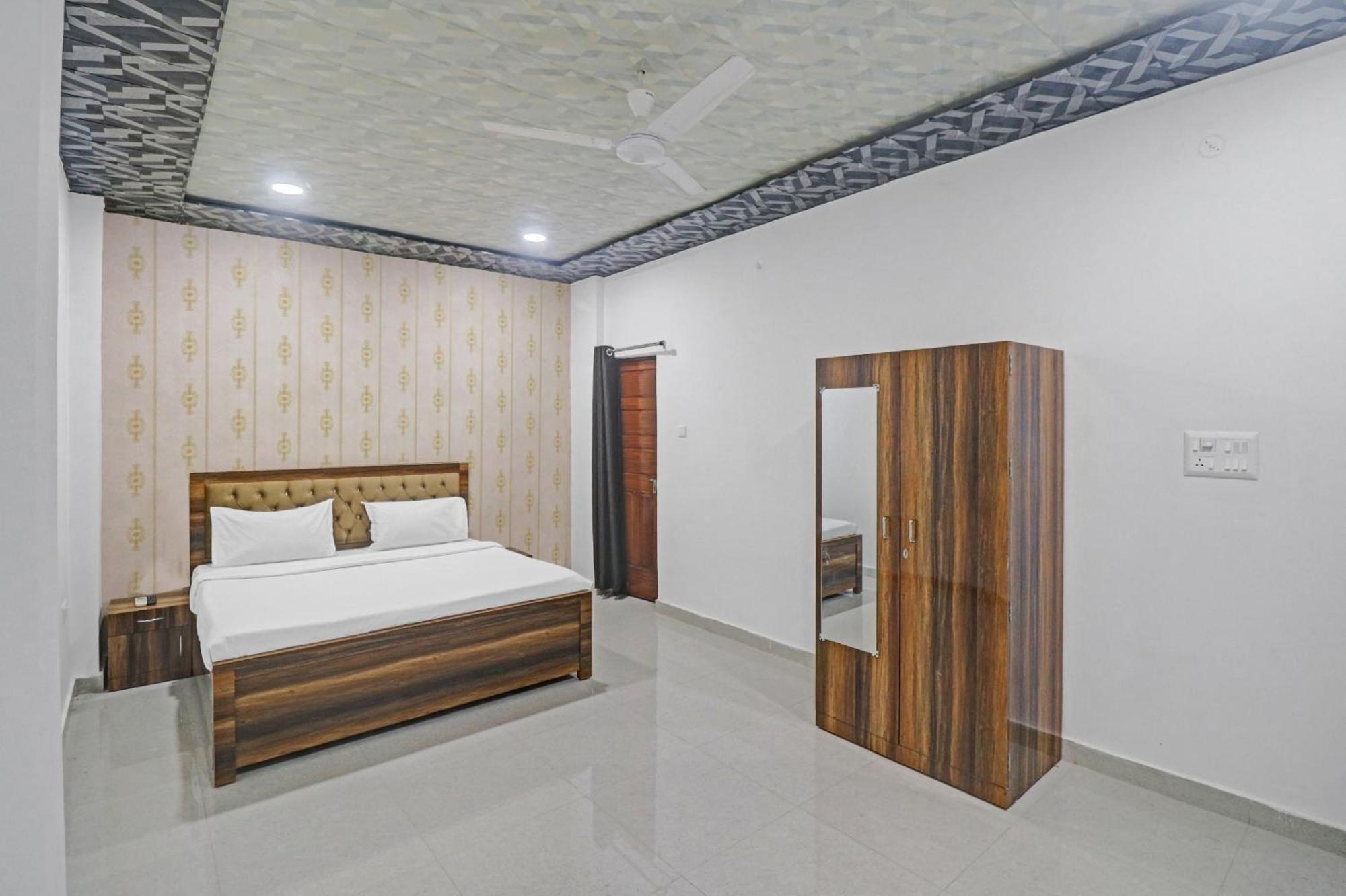 קאנפור Hotel O Paras Palace מראה חיצוני תמונה