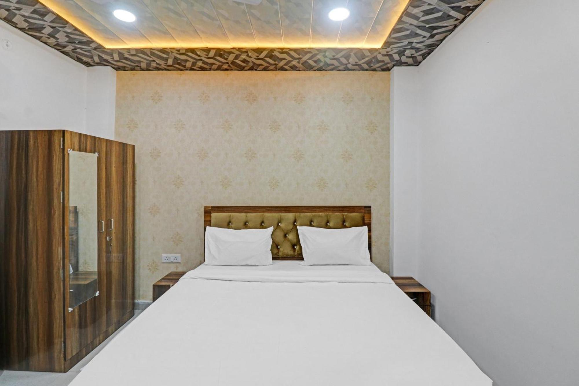 קאנפור Hotel O Paras Palace מראה חיצוני תמונה