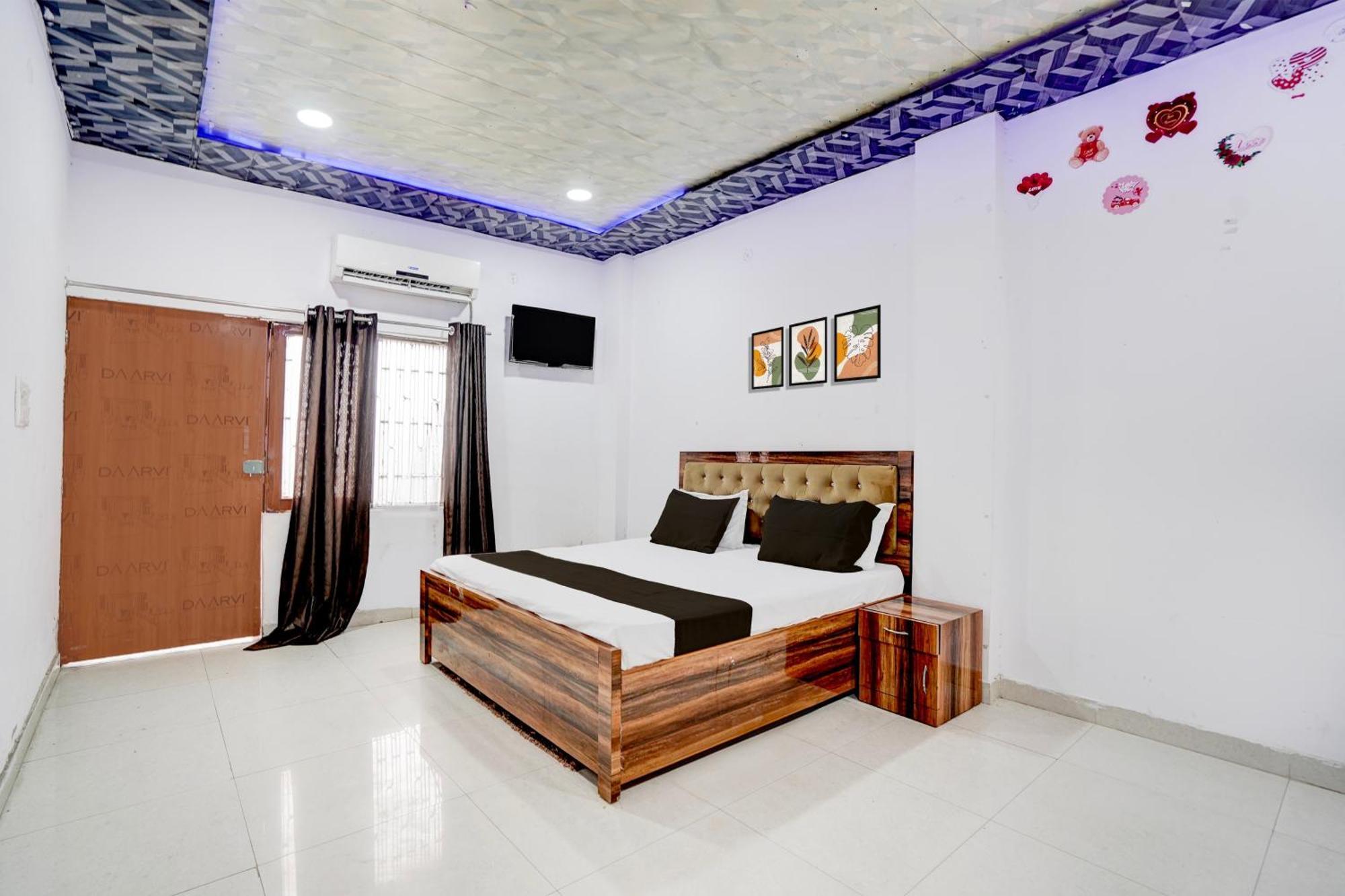 קאנפור Hotel O Paras Palace מראה חיצוני תמונה