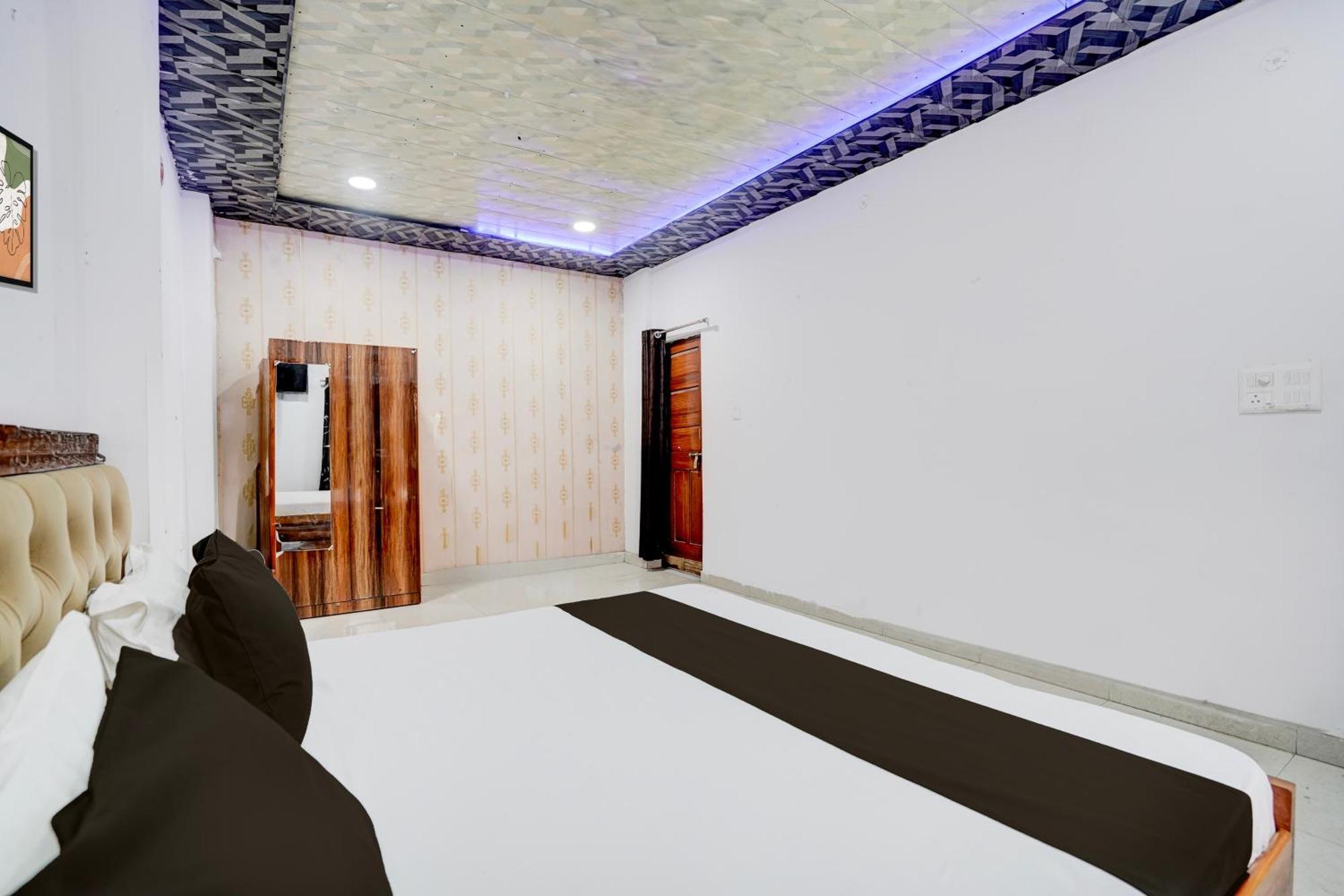 קאנפור Hotel O Paras Palace מראה חיצוני תמונה