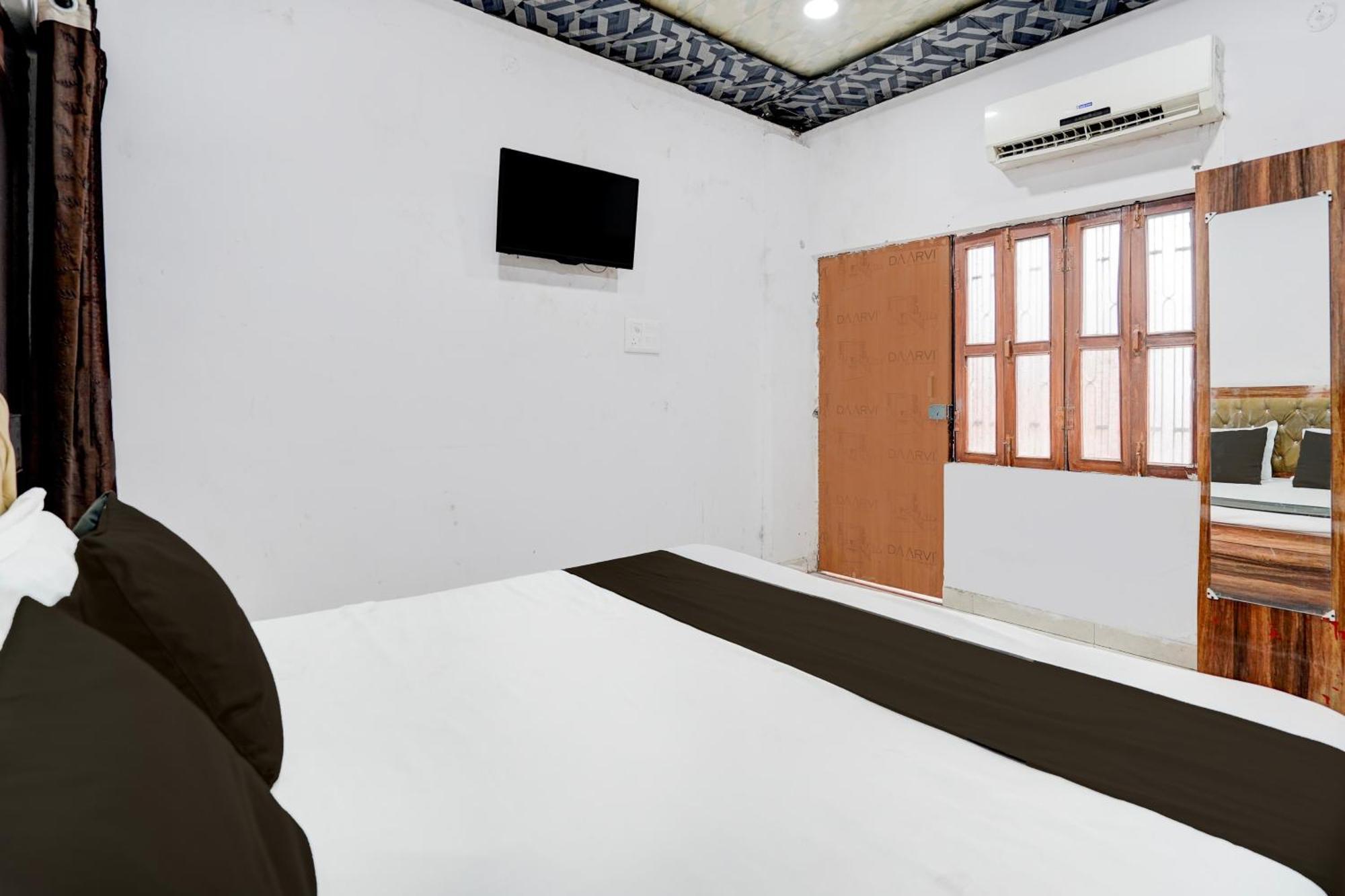 קאנפור Hotel O Paras Palace מראה חיצוני תמונה