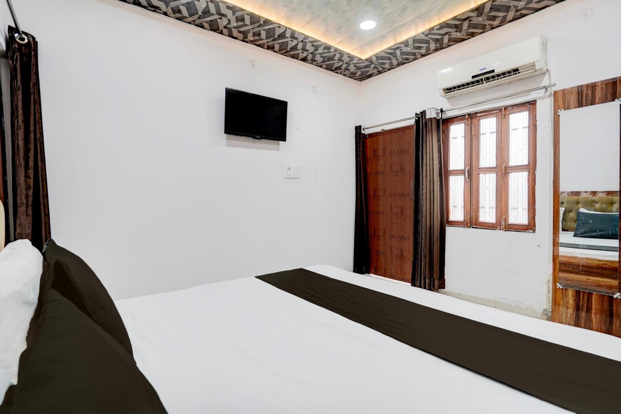 קאנפור Hotel O Paras Palace מראה חיצוני תמונה